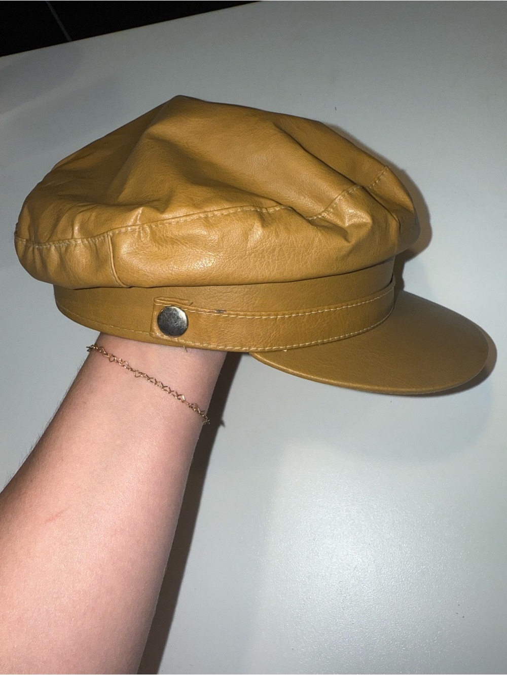 Faux Leather Baker Boy Cap tan/beige